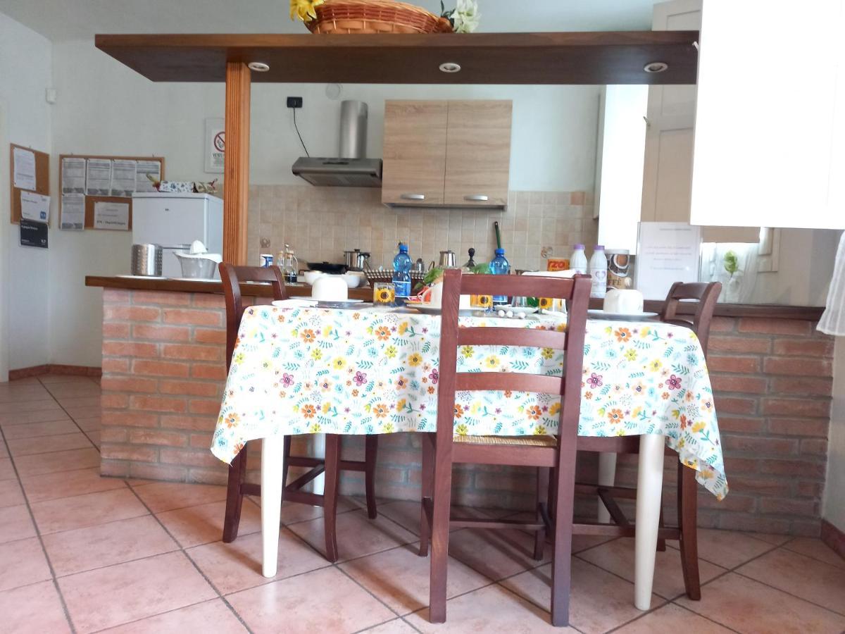 4 Giugno Ferrara Apartment Bagian luar foto