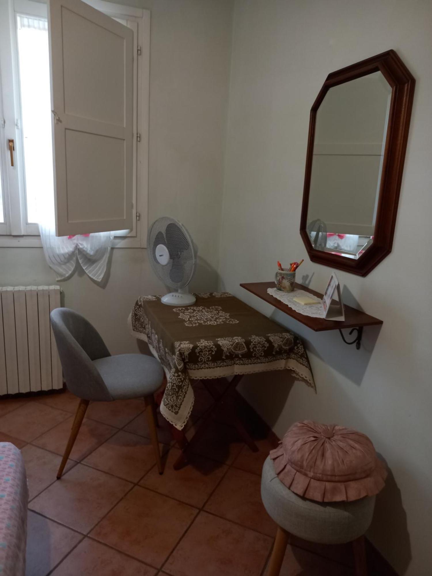 4 Giugno Ferrara Apartment Bagian luar foto