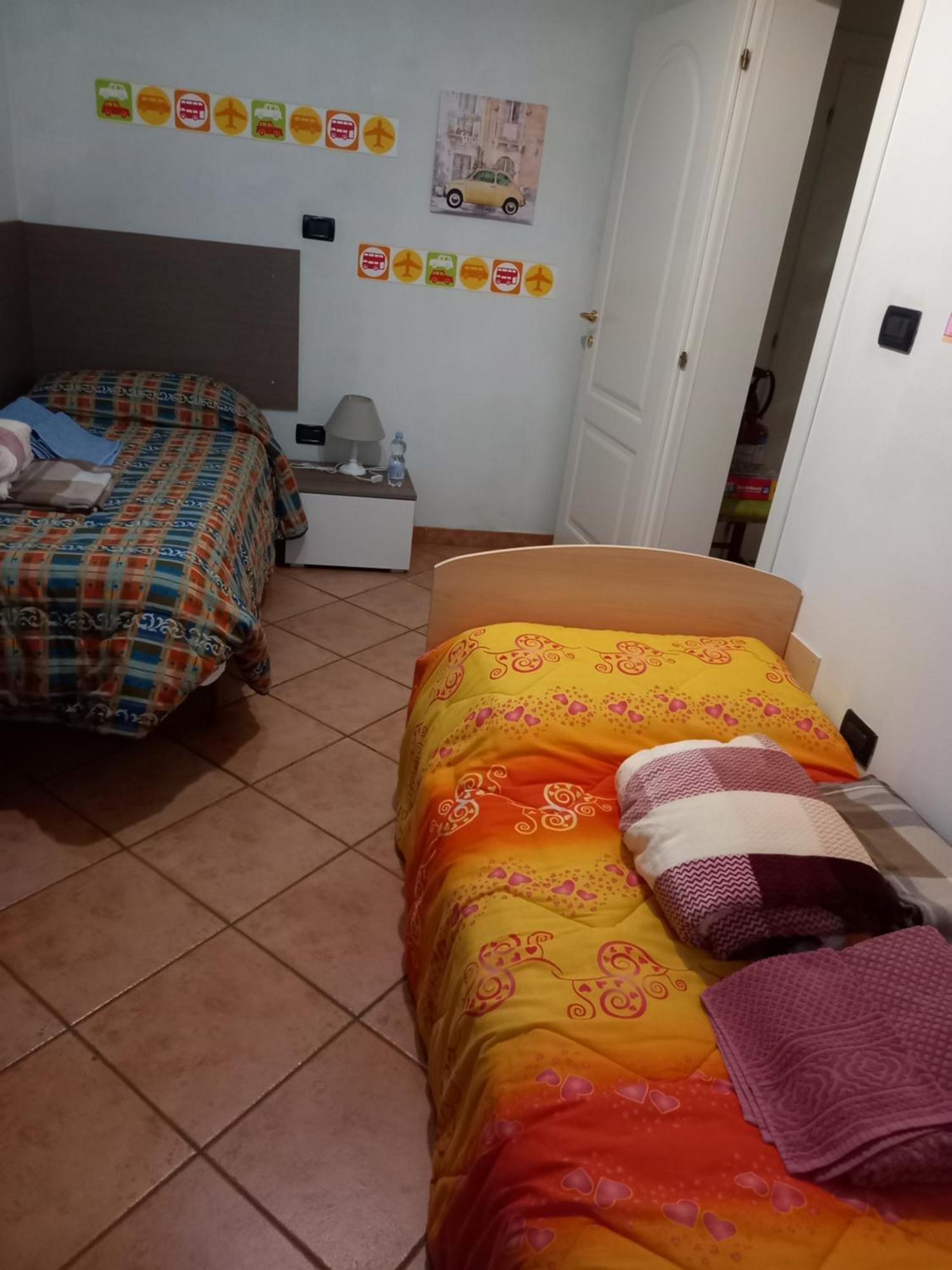 4 Giugno Ferrara Apartment Bagian luar foto