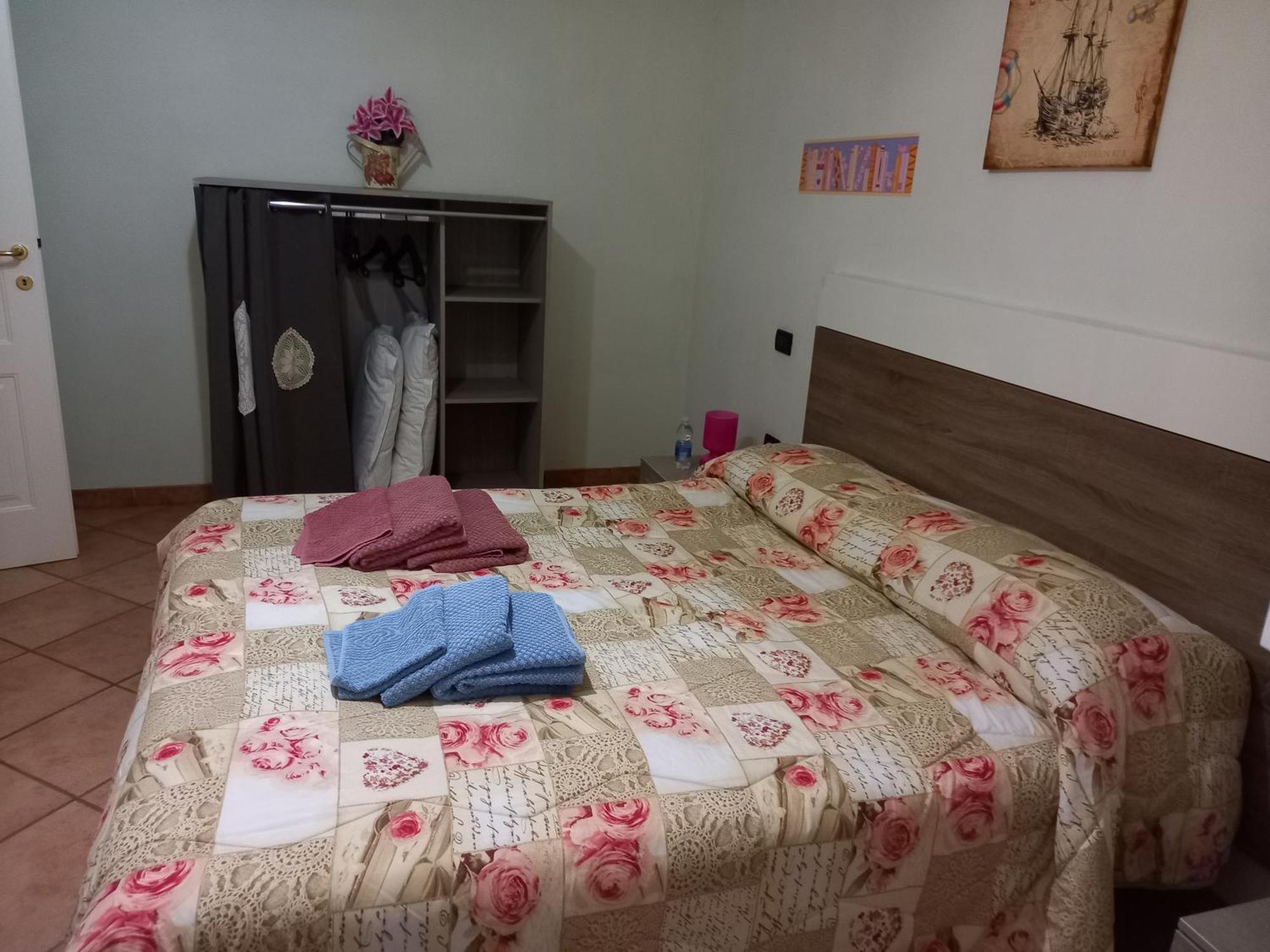 4 Giugno Ferrara Apartment Bagian luar foto