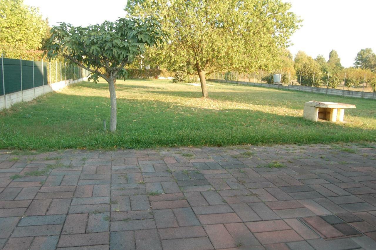 4 Giugno Ferrara Apartment Bagian luar foto
