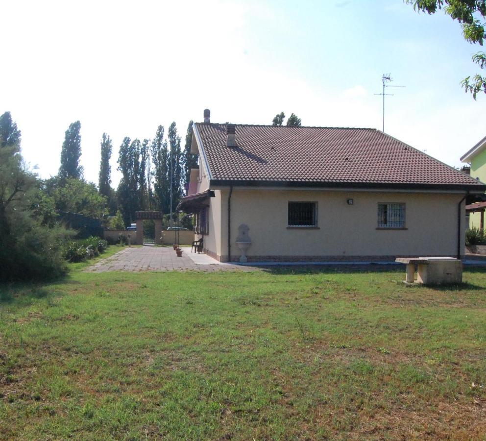 4 Giugno Ferrara Apartment Bagian luar foto